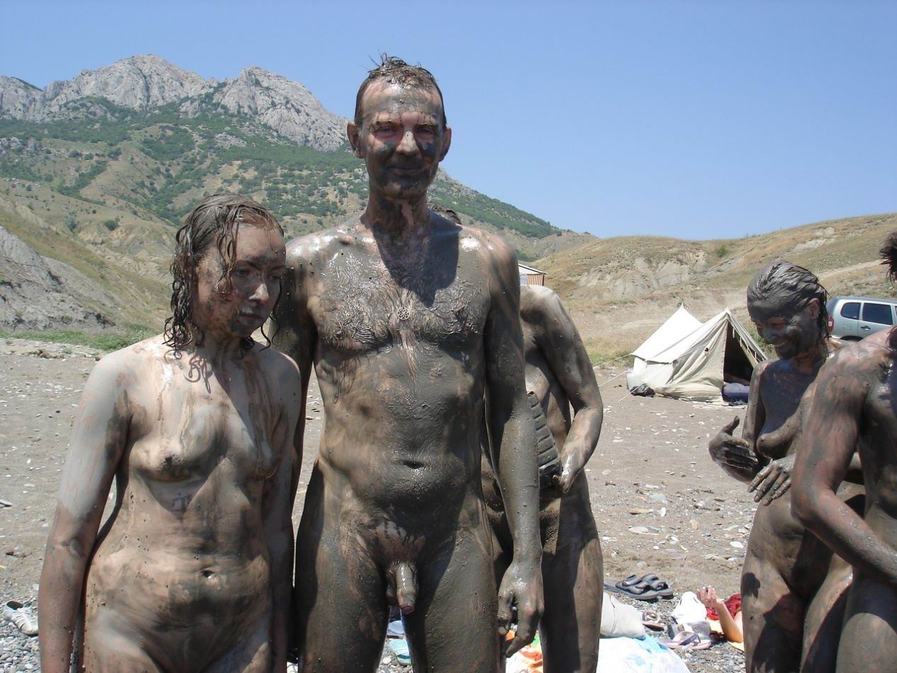 mud bath nude