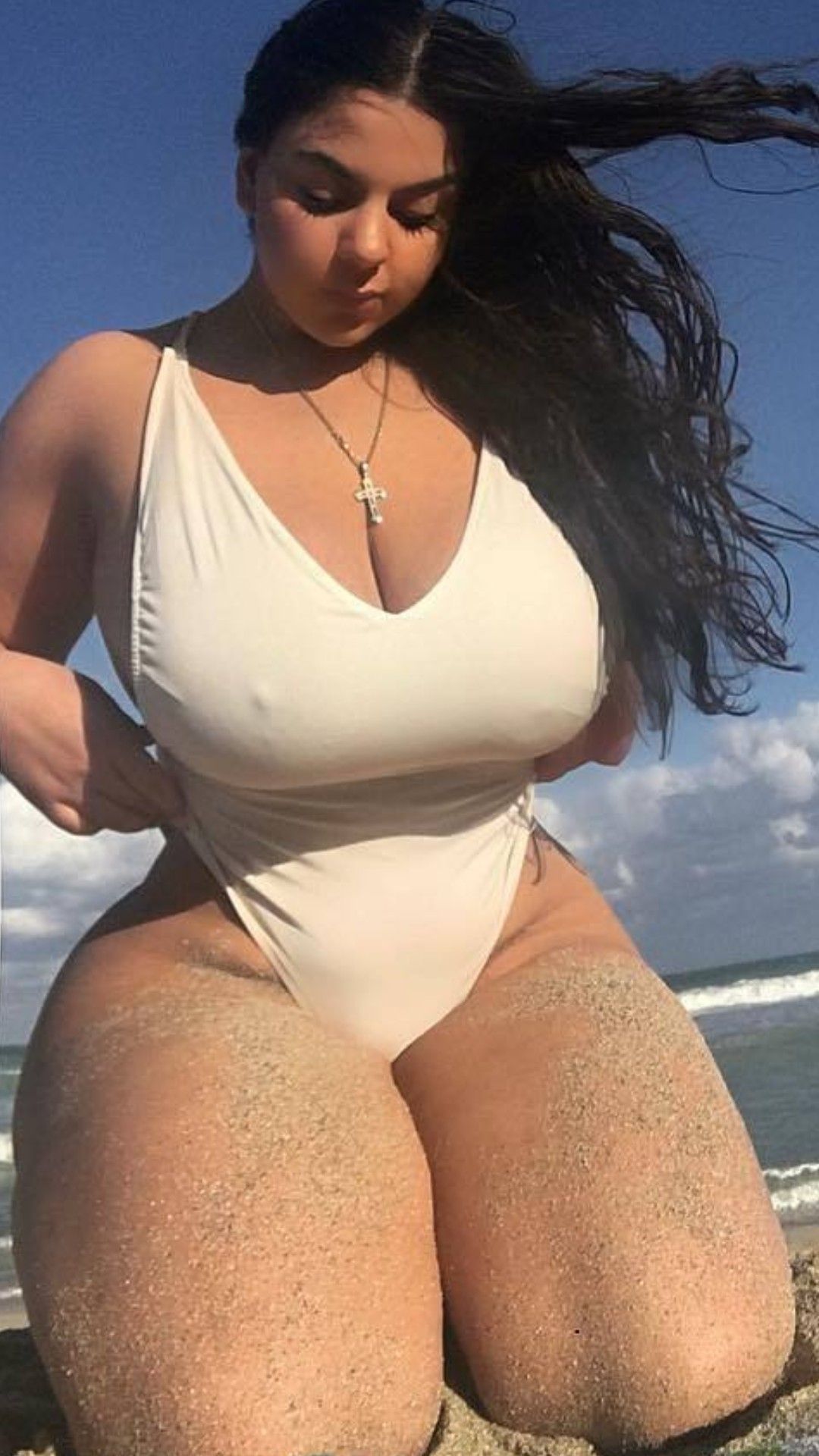thick sexy teen