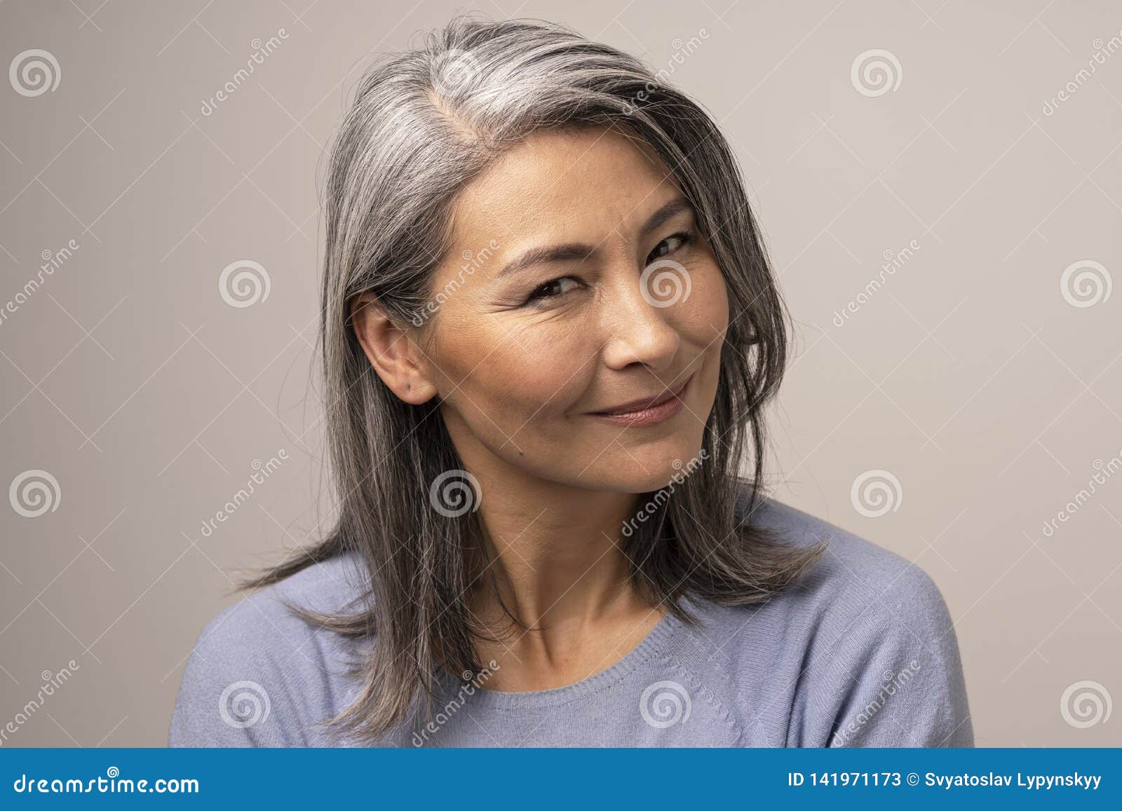 woman asian mature pic